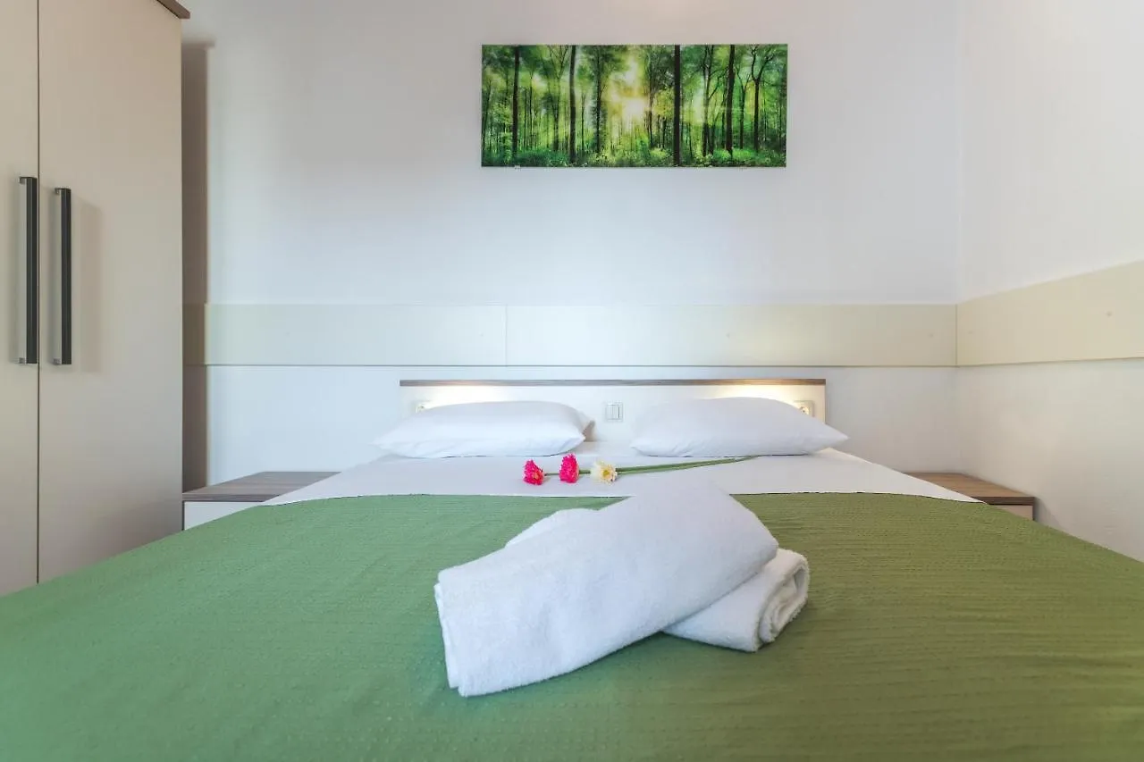 Apartmani Nena Zadar 0*,  Kroatië