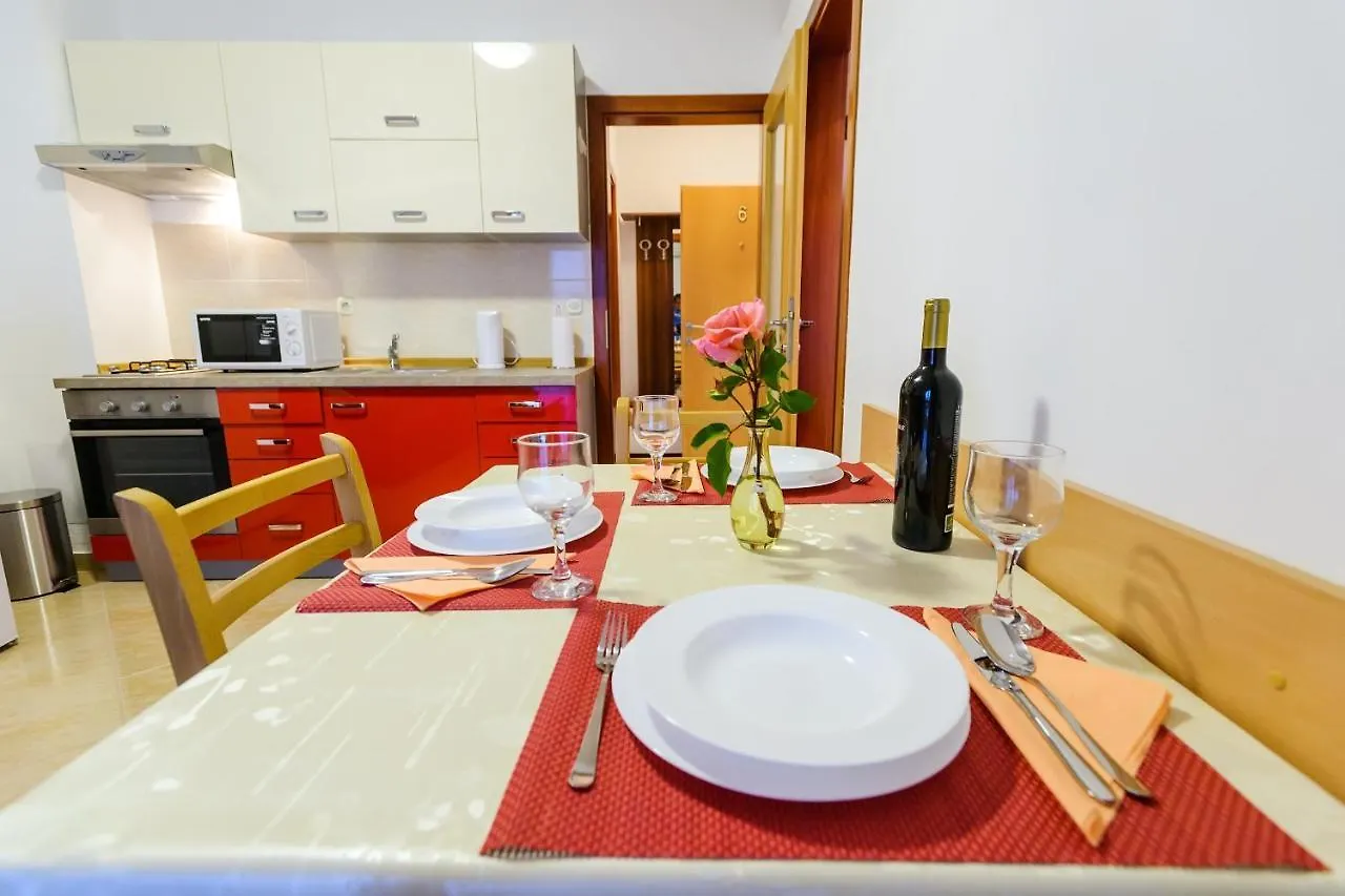 Apartmani Nena Zadar 0*,  Kroatië