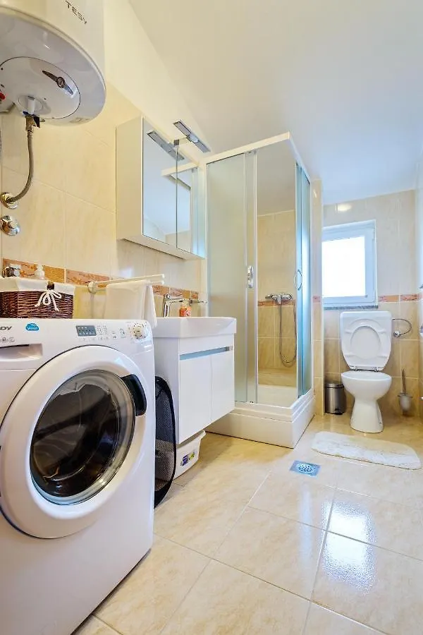 Guest house Apartmani Nena Zadar