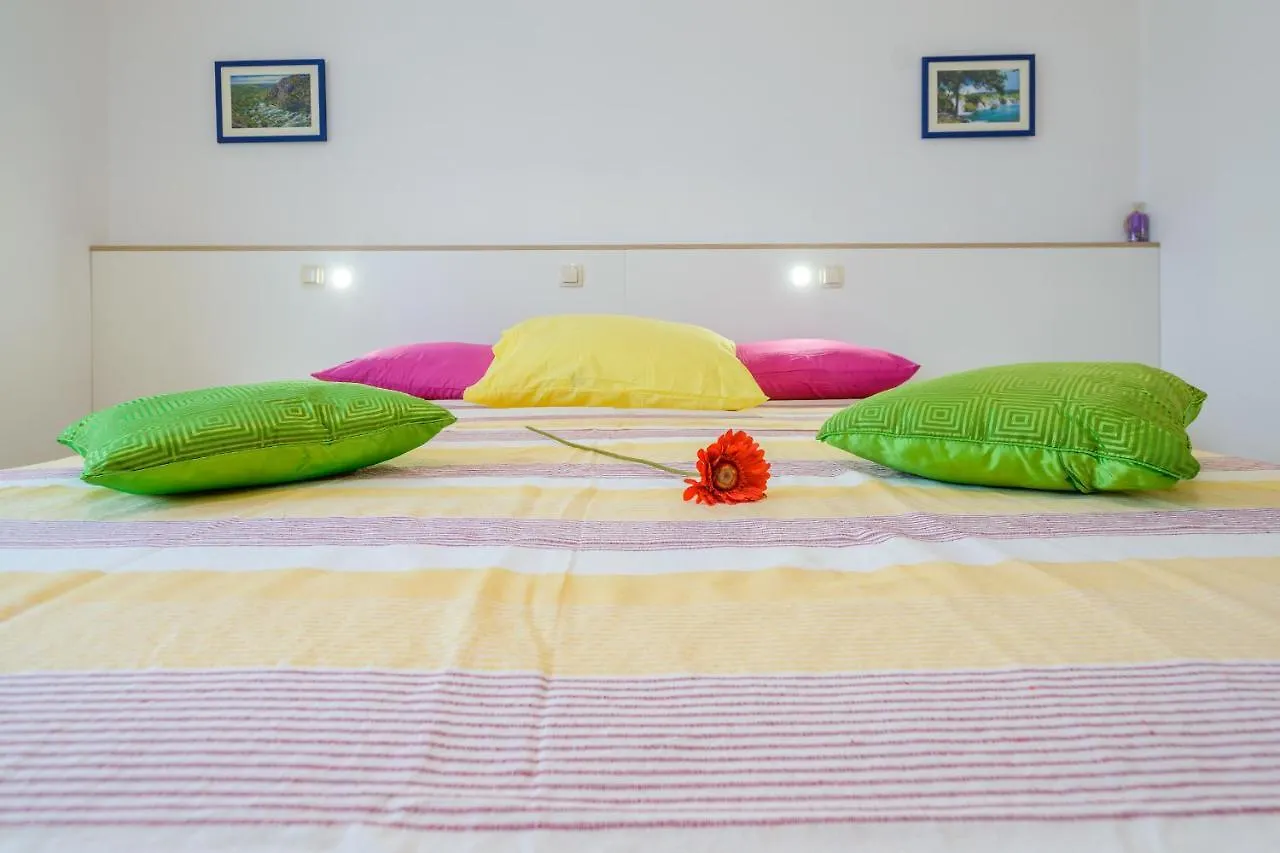 Guest house Apartmani Nena Zadar