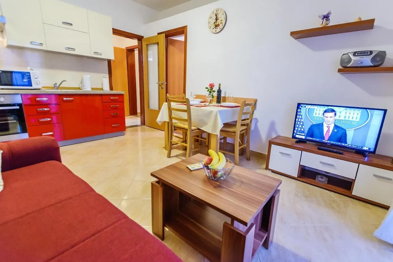 Apartmani Nena Zadar 0*,