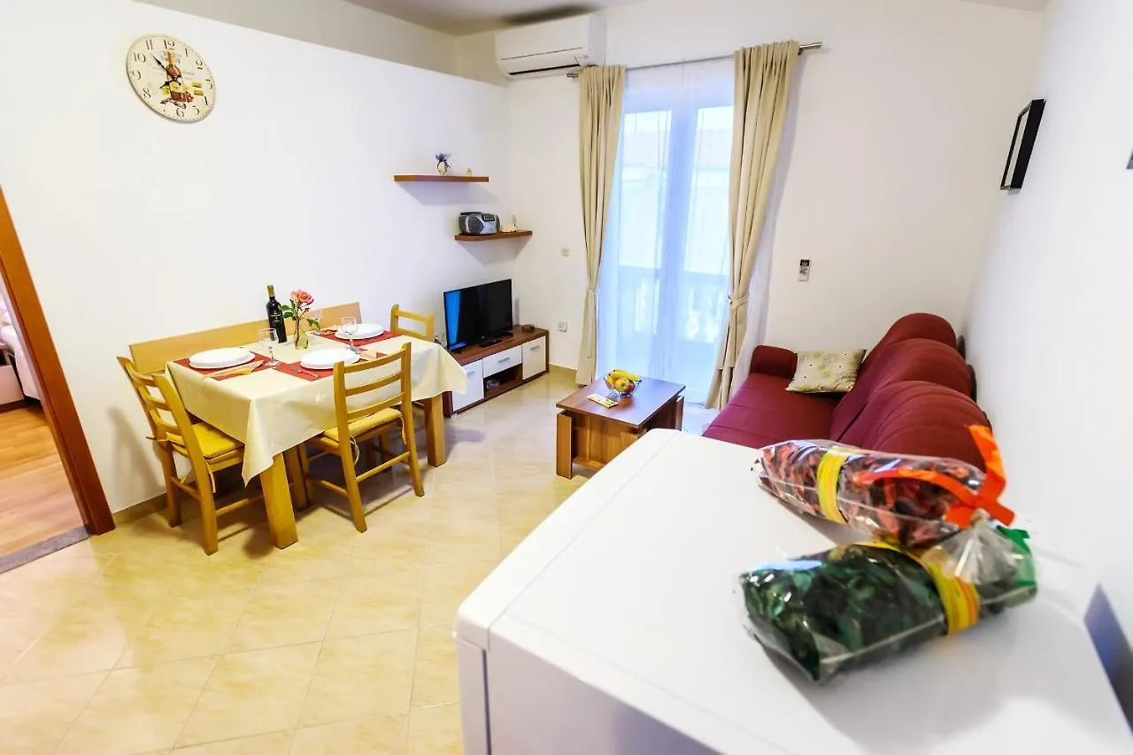 Guest house Apartmani Nena Zadar