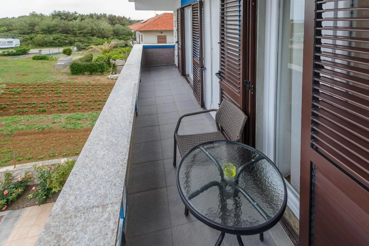 Guest house Apartmani Nena Zadar